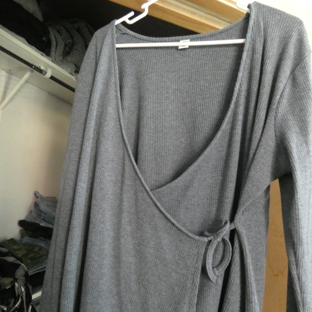 Old Navy Tie Long sleeve Top
